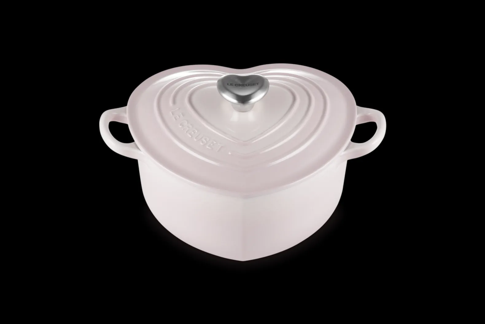 Cast Iron Heart Shaped Casserole with Heart Knob