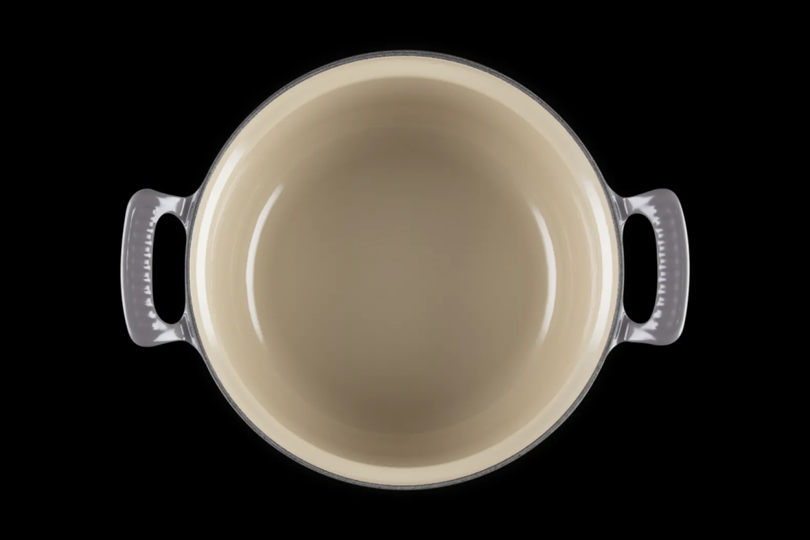 Cast Iron Modern Heritage Round Casserole