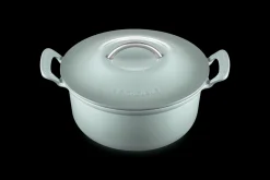 Cast Iron Modern Heritage Round Casserole