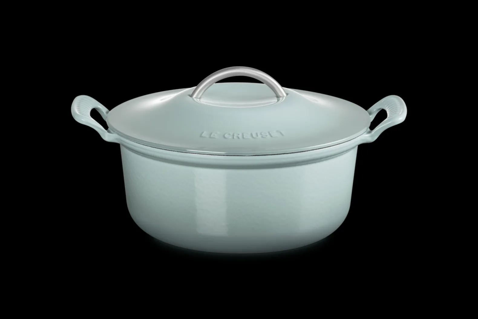 Cast Iron Modern Heritage Round Casserole