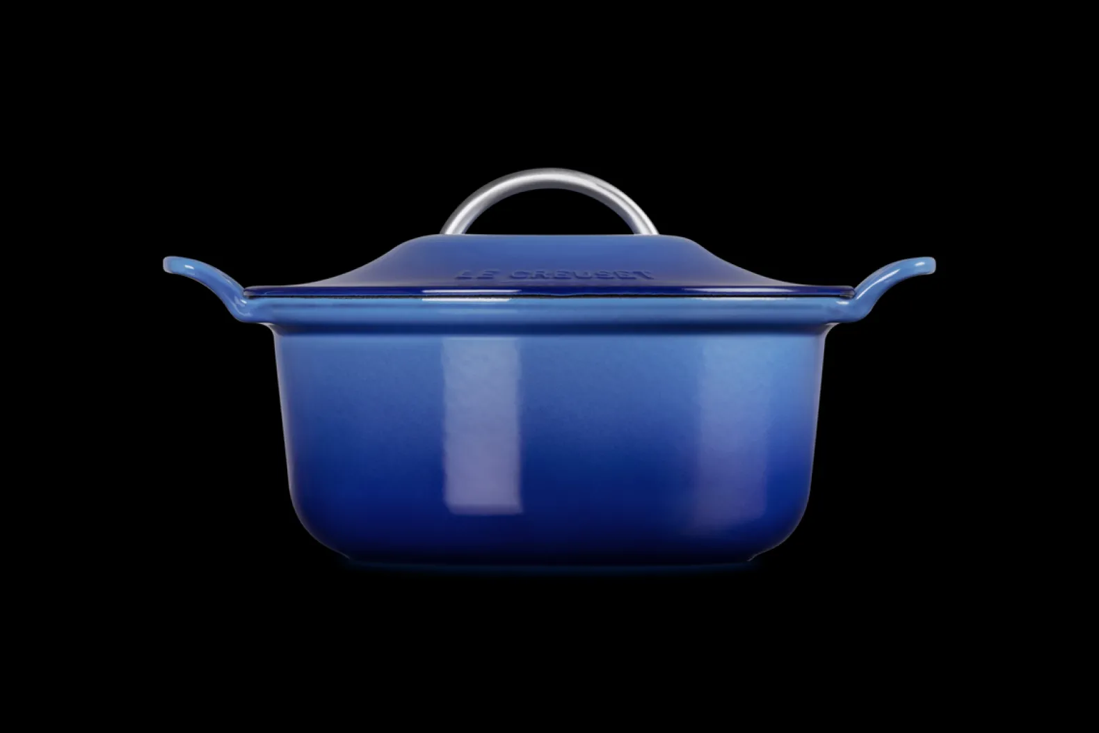 Cast Iron Modern Heritage Round Casserole