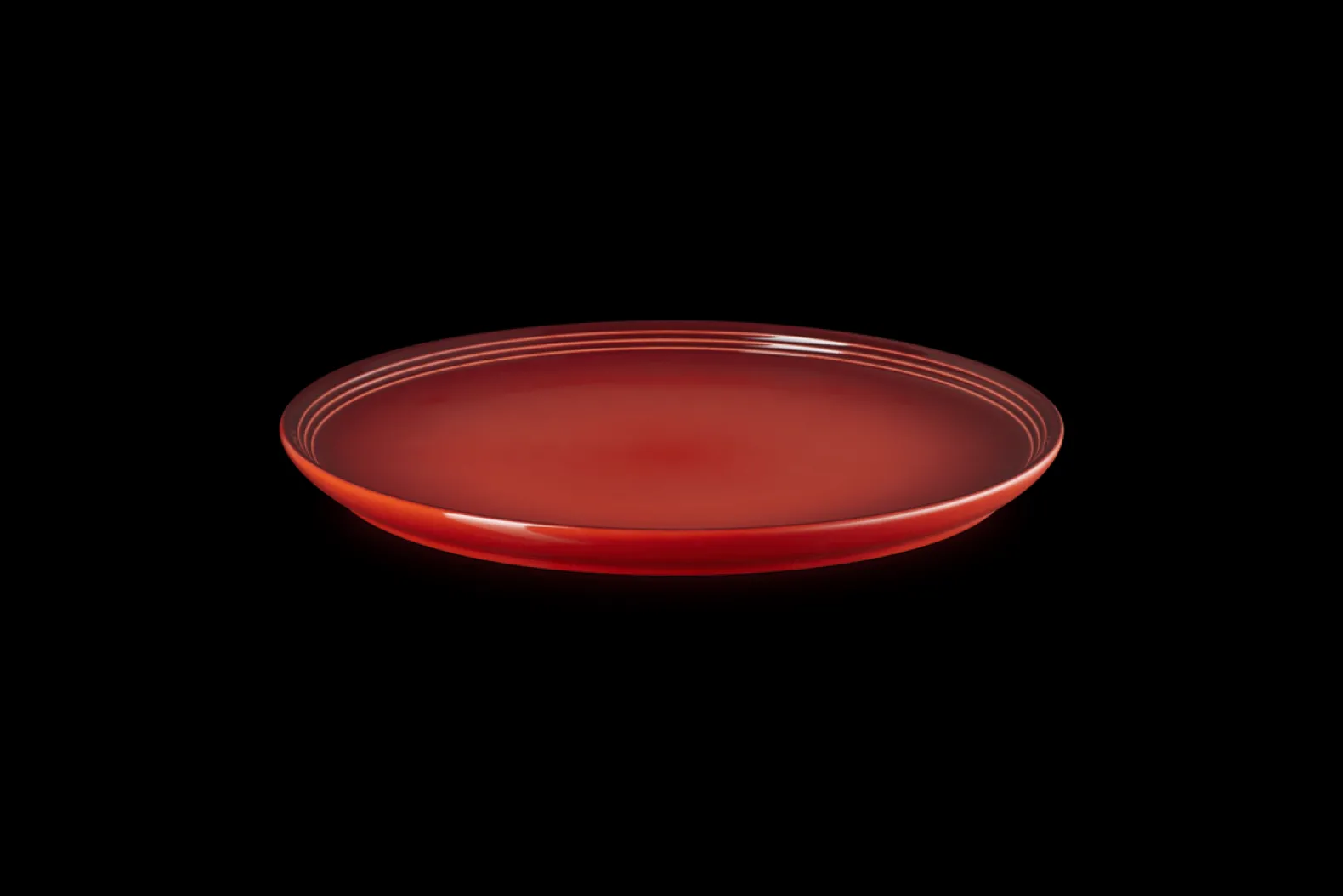 Stoneware Coupe Dinner Plate