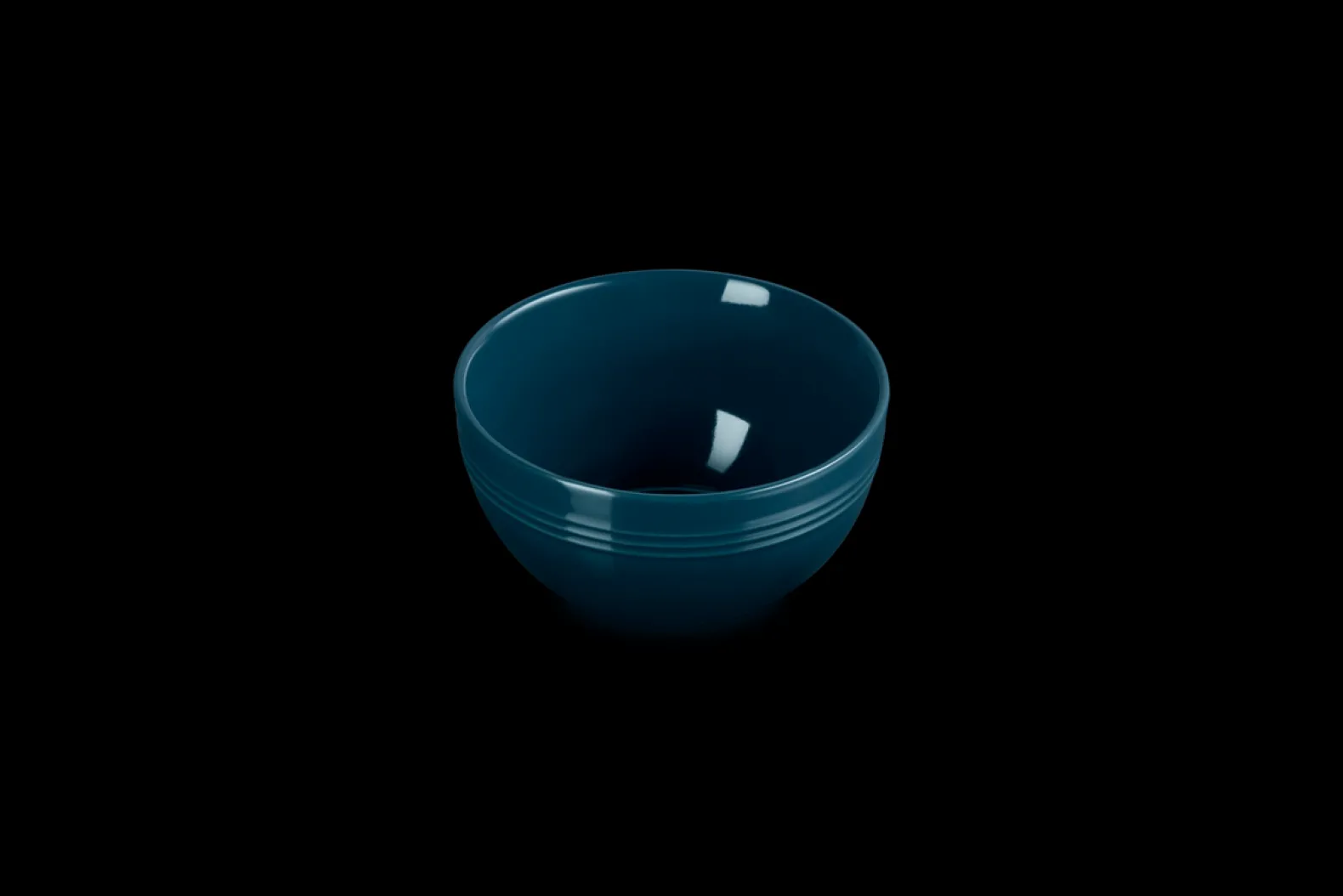 Stoneware Coupe Snack Bowl