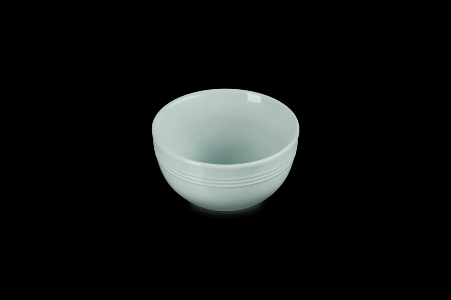 Stoneware Coupe Snack Bowl