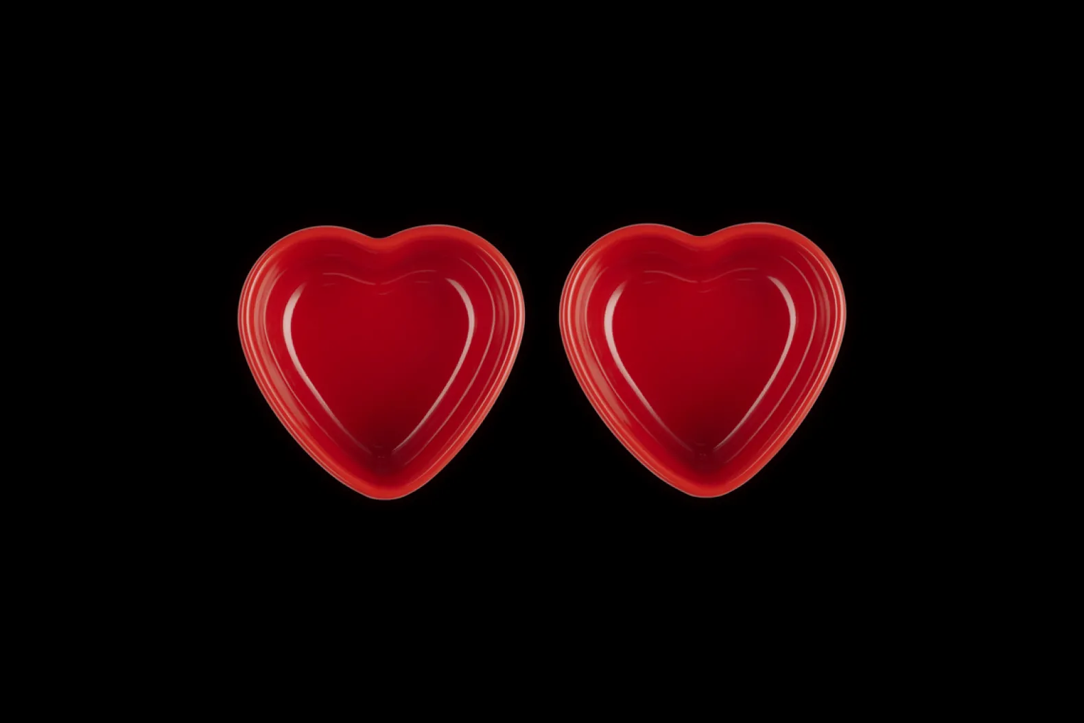 Stoneware Set of 2 Heart Ramekins